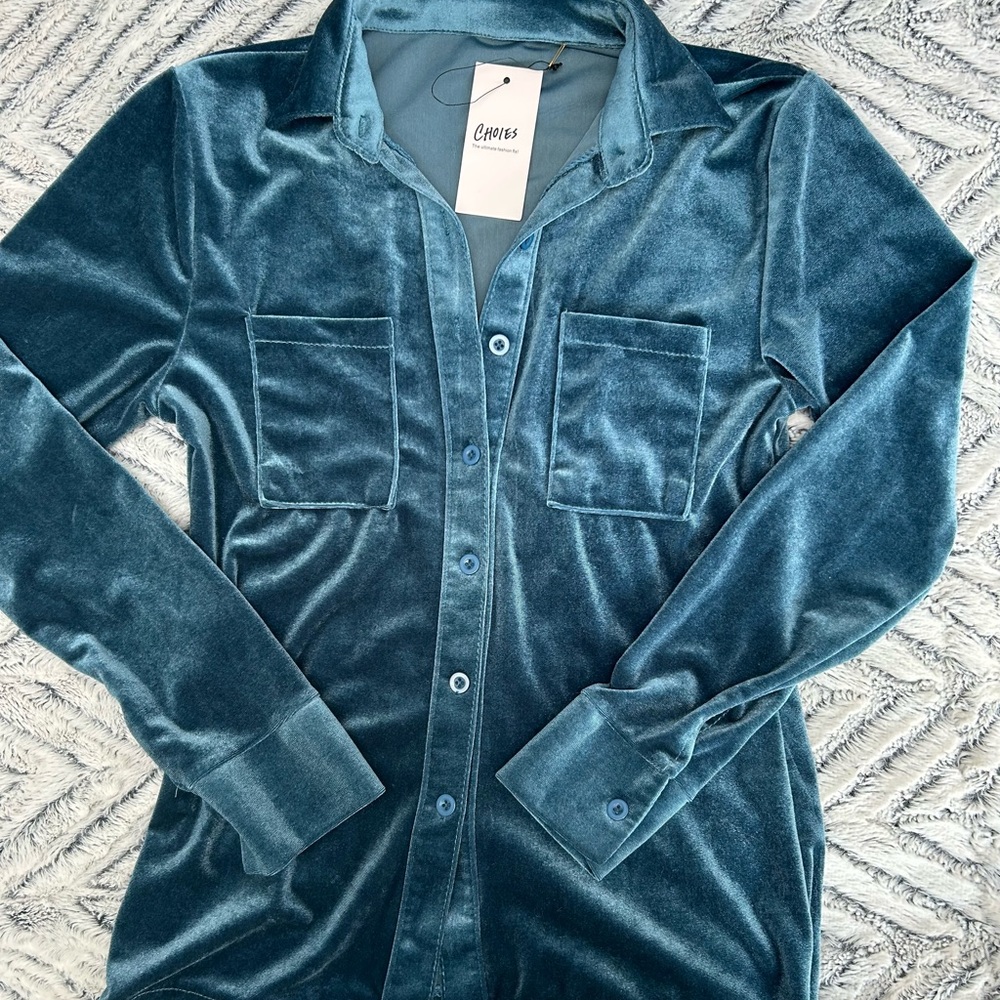 CHOISE Teal Velvet Button-Up Shirt